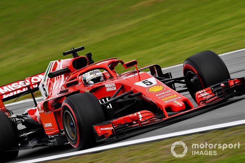 Brazilian GP: Vettel pips Hamilton in final practice