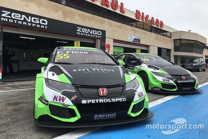 La Zengő Motorsport mostra la livrea delle sue Honda Civic WTCC