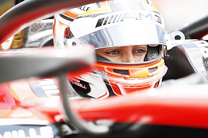 F2 Paul Ricard: Russell raih pole, Gelael P12