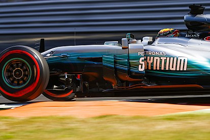 Hamilton confía en Mercedes si las órdenes de equipo son necesarias