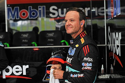 Barrichello Hero vence 500 Milhas de Kart após confusão