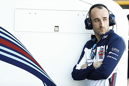 Kubica se retire de la course à un baquet Manor en WEC