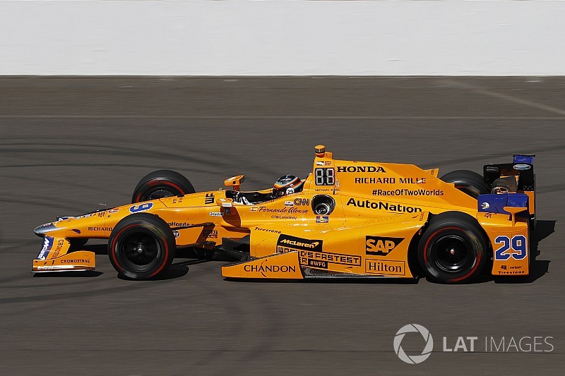 McLaren podría volver a su naranja histórico en 2018