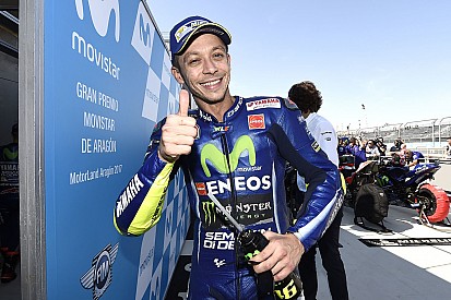 Un paddock ébahi par la première ligne de Rossi