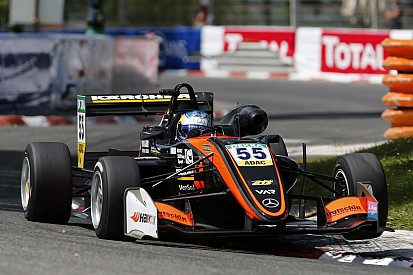 F3 pilotu Beckmann, Van Amersfoort Racing'den ayrıldı