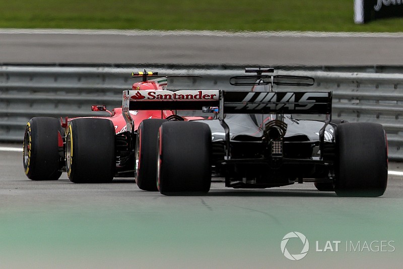 Відео: чи копіювала Haas болід Ferrari?