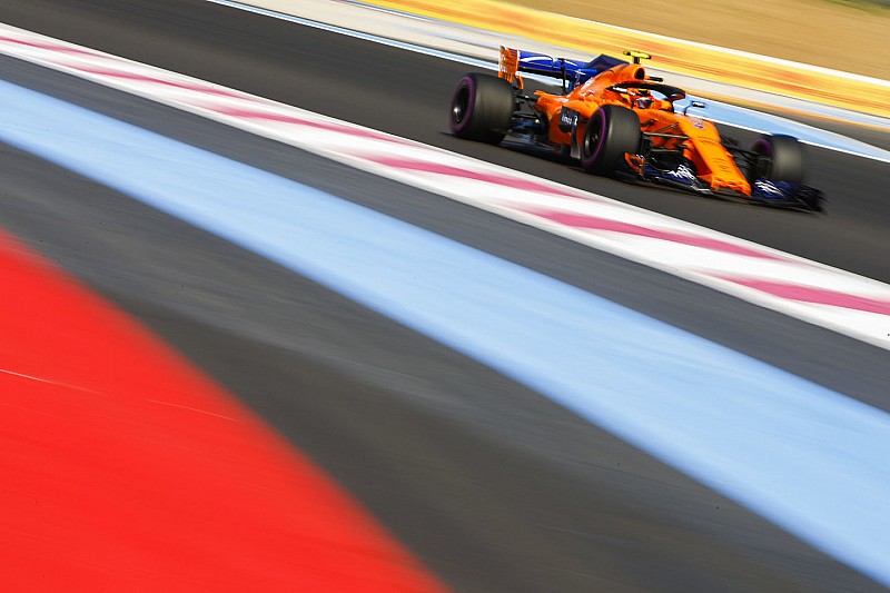 В McLaren объяснили проблемы с машиной несовершенством аэродинамической трубы