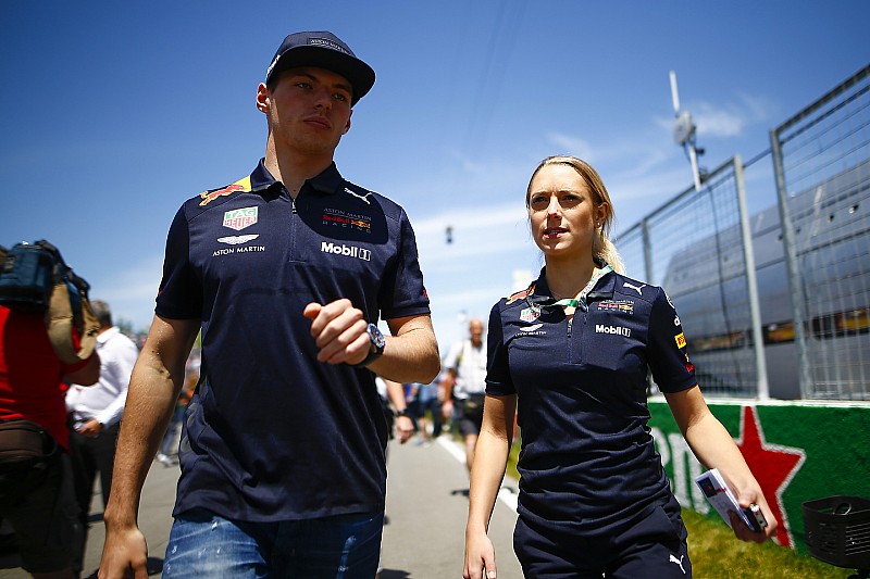 Verstappen mostró una actitud 'tipo Hamilton' en Canadá, según Rosberg