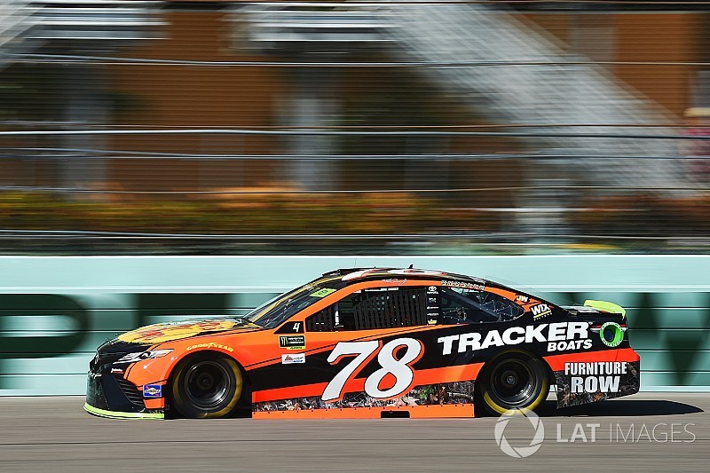 NASCAR-Finale in Homestead: Martin Truex Jr. am Samstag vorn