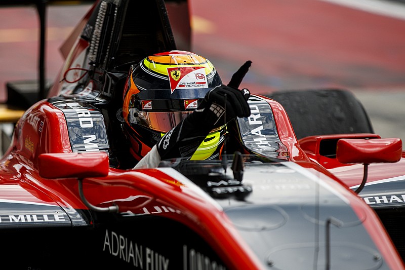 第3ラウンド:レース1はアイロット圧倒。レース2はヒューズ優勝