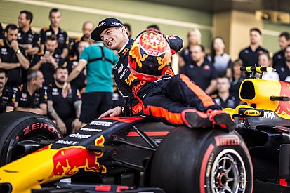 Red Bull puji sikap dewasa Verstappen pada 2017