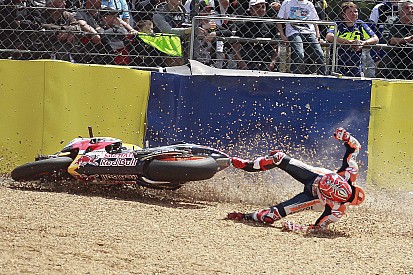 GALERI: Marc Marquez terjatuh lagi di Le Mans