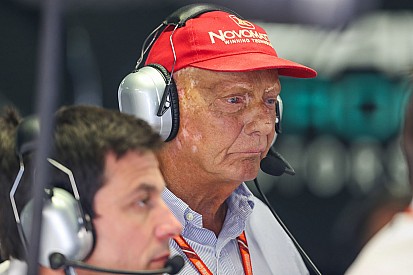 Lauda défend Verstappen : "La pire décision jamais vue"