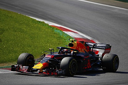 Схід Ріккардо спонукав Red Bull «прикрутити» мотор Ферстаппена
