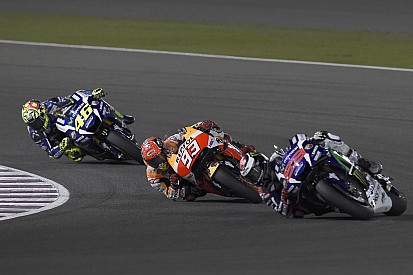 MotoGP Qatar: Lorenzo berkuasa, Rossi meragukan
