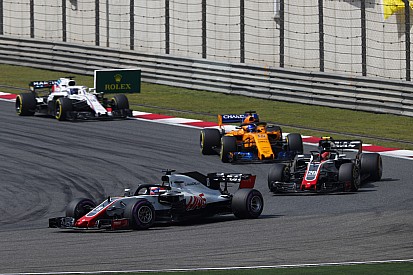 Magnussen's workarounds helping in Grosjean battle