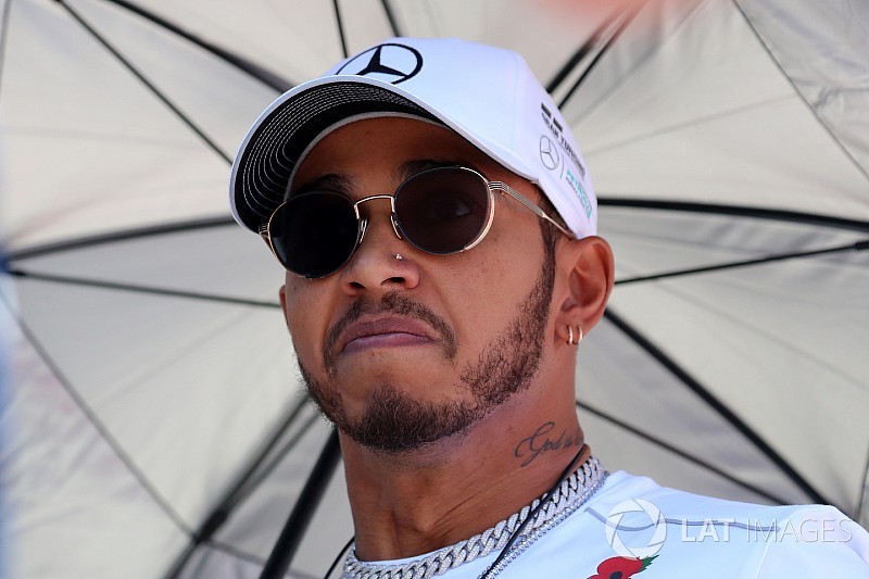 Hamilton critica el reglamento técnico de 2018: