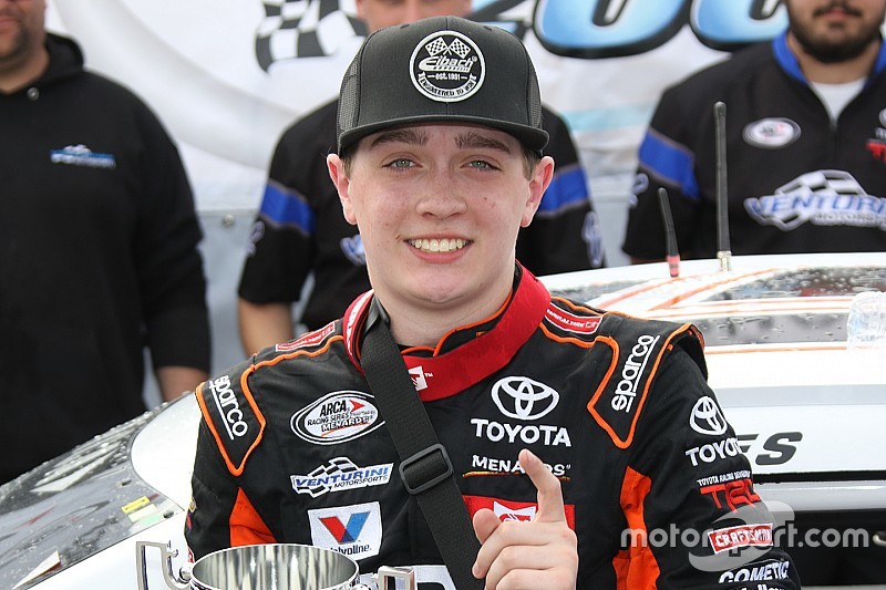 Christian Eckes holds off Chandler Smith to score first ARCA win