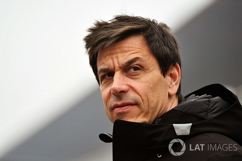 Wolff: Her sezon Everest'e tırmanmak gibi