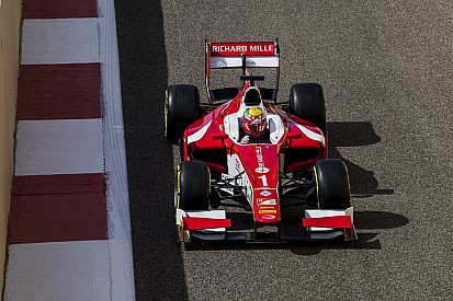 Leclerc vence com ultrapassagem ousada na última volta