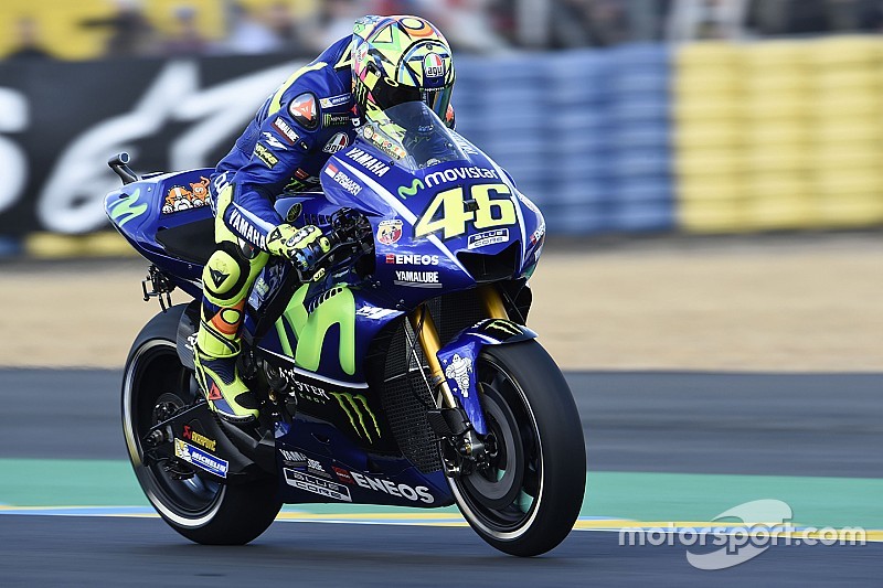 Une grosse bataille attend Rossi en France pour garder la tête du championnat