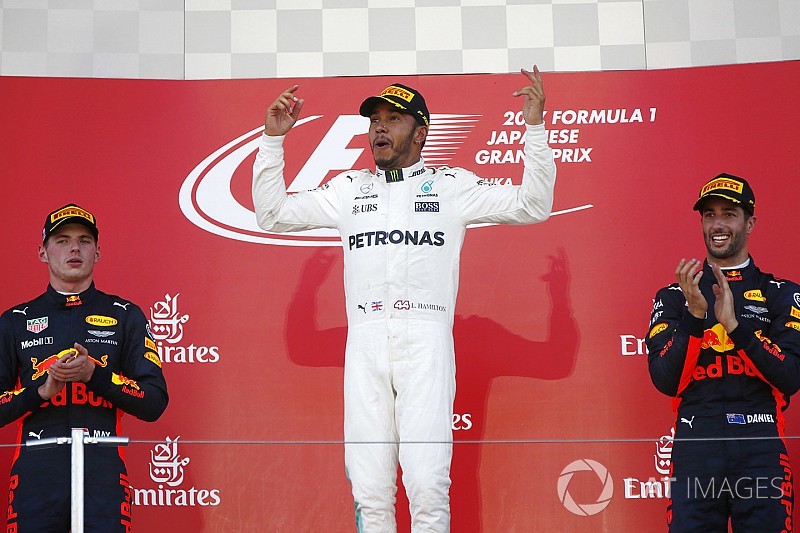 Hamilton nem érti, mi történt a Ferrarival: álmodni sem mert ekkora előnyről
