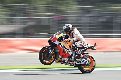 Político, Márquez não descarta briga com Rossi pela vitória