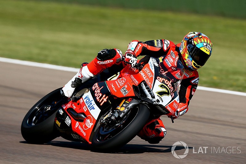 Rea y Davies empatan en Imola