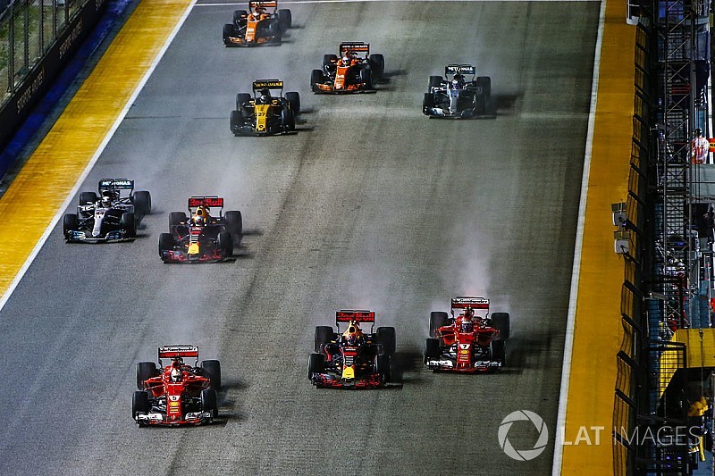ハミルトン、ベッテルの行動に理解「フェルスタッペンは死角のはず」