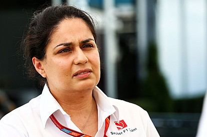 Monisha Kaltenborn: “Viel Arbeit am Unterboden und Frontflügel”
