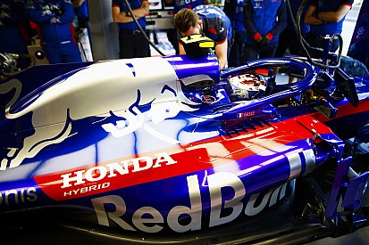 Red Bull дозволила Honda експериментувати з двигунами на Toro Rosso