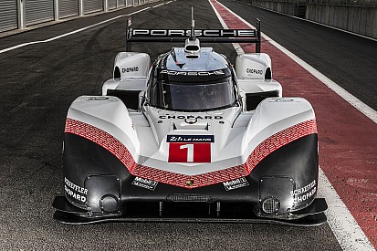 Болід Porsche 919 Hybrid проїхався в Нью-Йорку