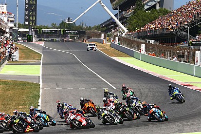 Barcellona: un test per far provare il nuovo asfalto ai piloti di MotoGP