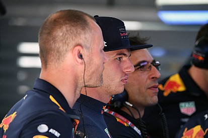 Red Bull tuvo que "estabilizar" a Verstappen, dice Marko