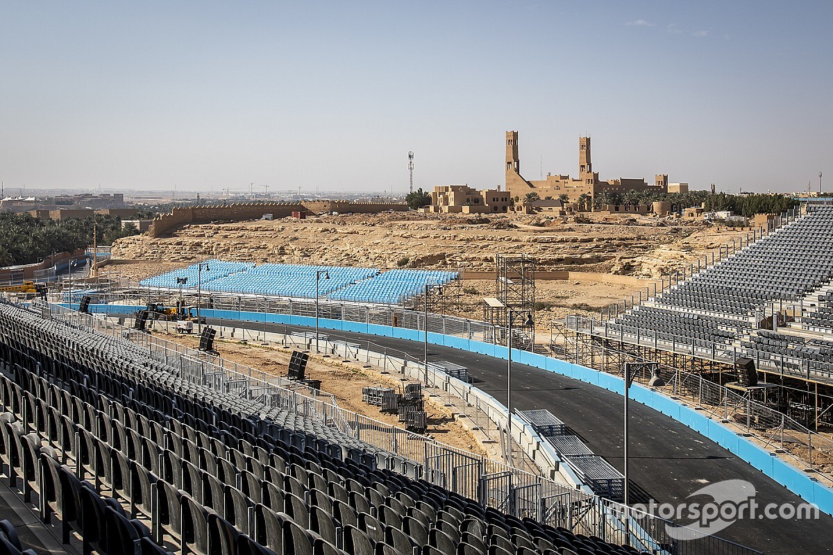 Préparez-vous pour le tout premier E-Prix d'Ad Diriyah ! Préparez-vous pour le tout premier E-Prix d'Ad Diriyah !