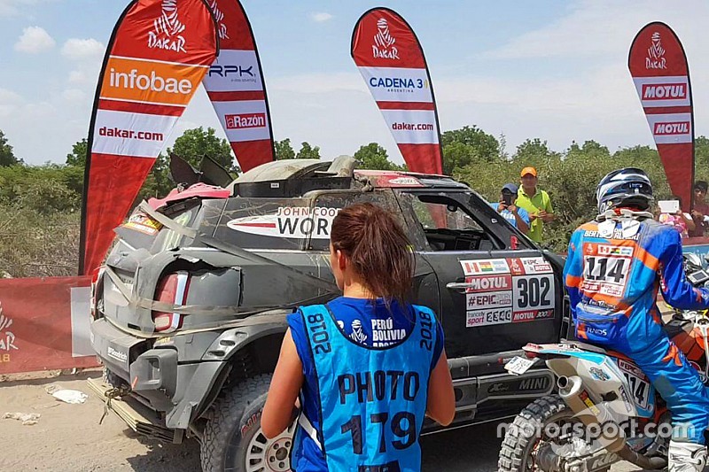 Roma sustains head and neck injuries in Dakar crash