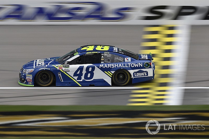 Jimmie Johnson spins twice, but still escapes elimination at Kansas