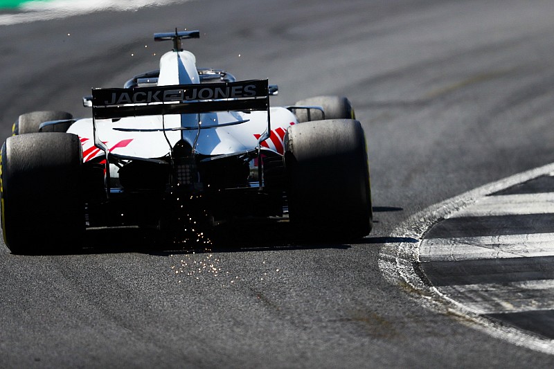 360 fokos videón a Sainz-Grosjean affér a Brit Nagydíjról