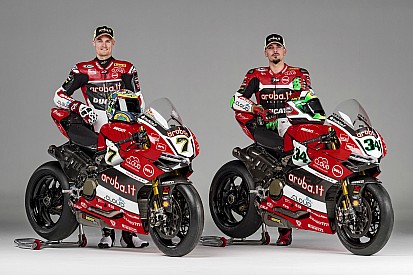 Ducati представила мотоцикл WSBK 2016 года
