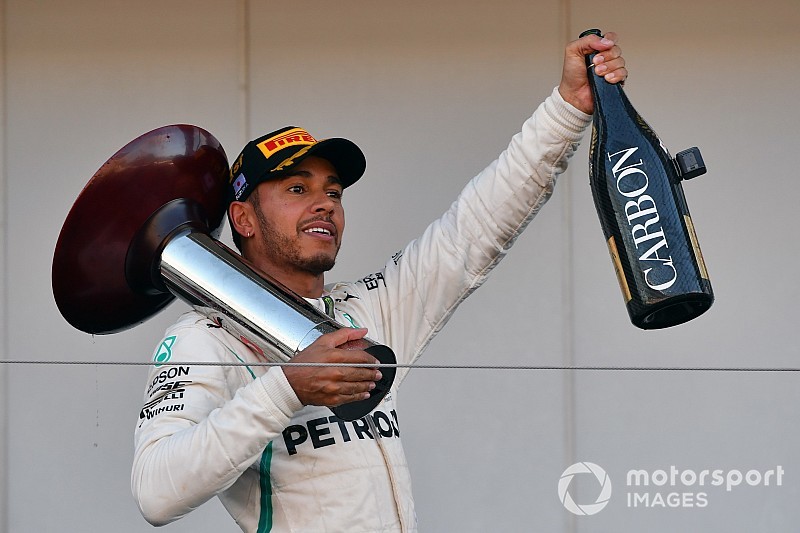 Para Hamilton, nível de performances atuais é “sonho real”