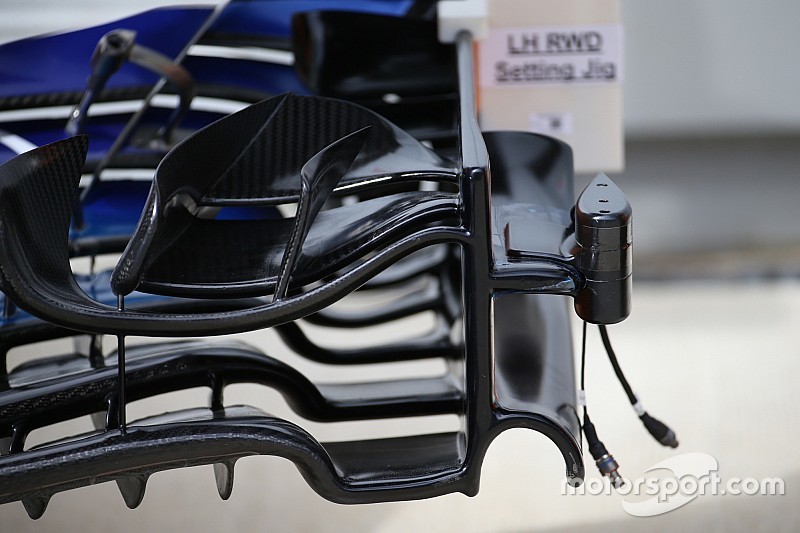 McLaren: c'è una telecamera sull'ala anteriore per misurare le flessioni