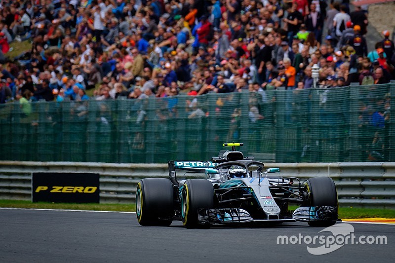 Bottas solo recibió una reprimenda por el despiste de Vandoorne