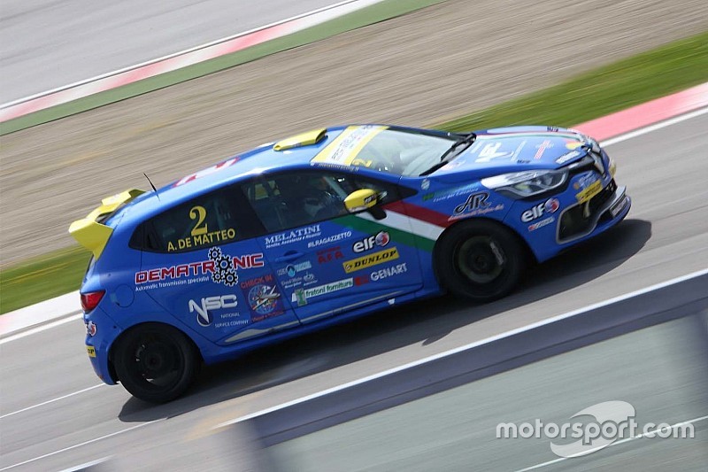 Tante squadre in pista ad Imola per preparare il primo round