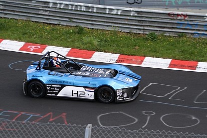 La “Forze VI” a idrogeno stupisce sul Nordschleife!