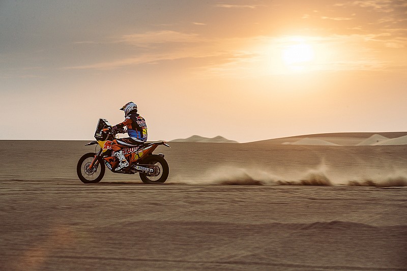 Dakar Stage 4: Sunderland tersingkir, Van Beveren memimpin
