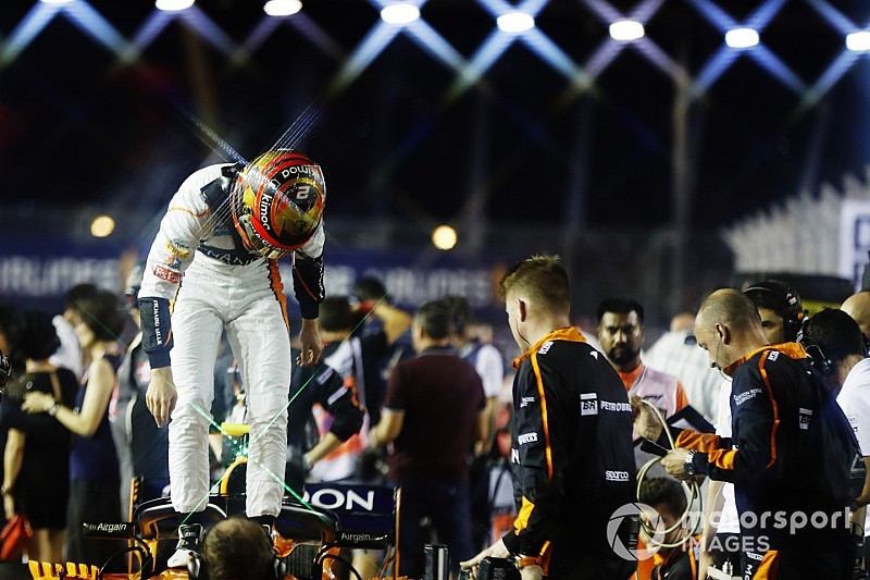 Vandoorne busca