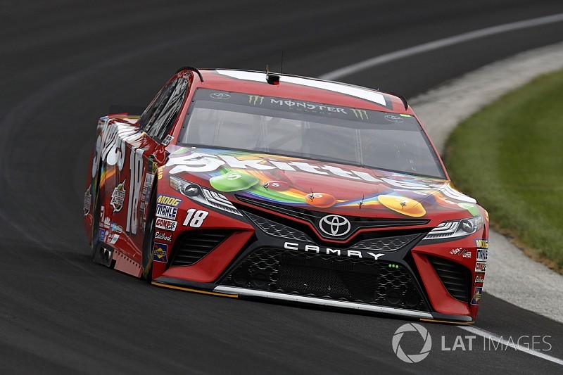 NASCAR in Indianapolis: Pole-Position für Kyle Busch beim Brickyard 400