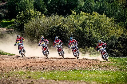 Honda y Barreda presentan su equipo para el Dakar con hambre de victoria