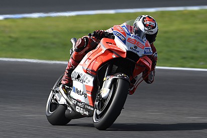 Ducati'nin yeni parçaları Lorenzo'yu mutlu ediyor