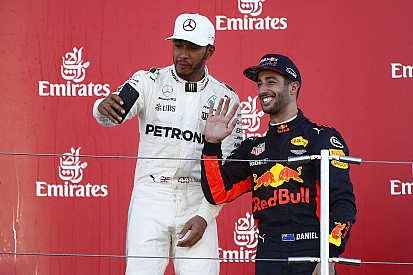 Ricciardo admite: "me gustaría ser coequipero de Hamilton"